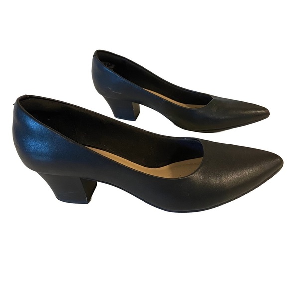 Clarks Collection Black Leather Block Heel Pumps Size 7 - Picture 3 of 8